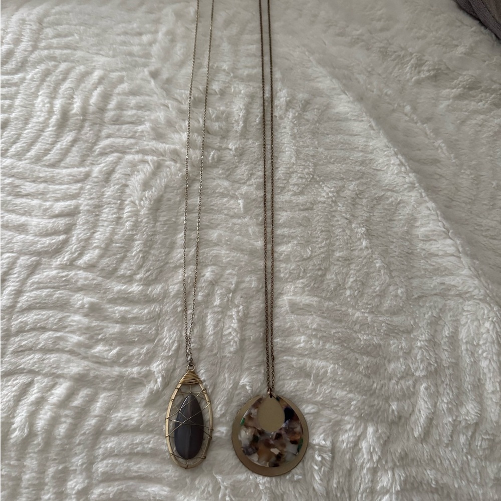 Bundle Intricate Pendant Necklace